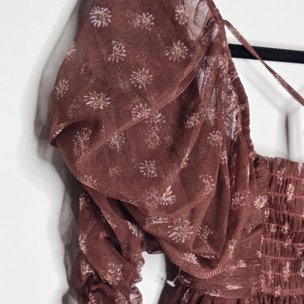 FREE PEOPLE Mesh Puff Long Sleeve Daisy Floral Tie Back Sweetheart Neckline Top
